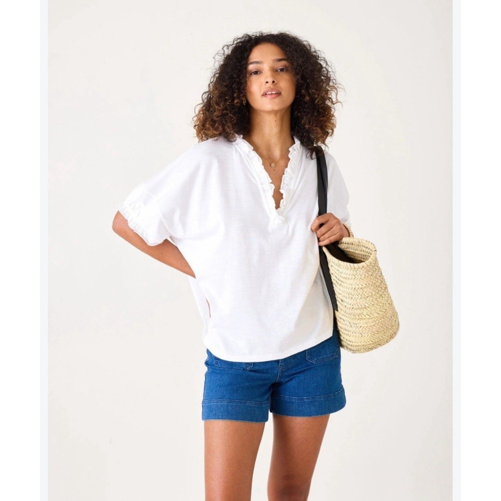 NWT Mersea Amelia Ruffle Tee OS Oversized V-Neck Boxy Top Coastal chic White